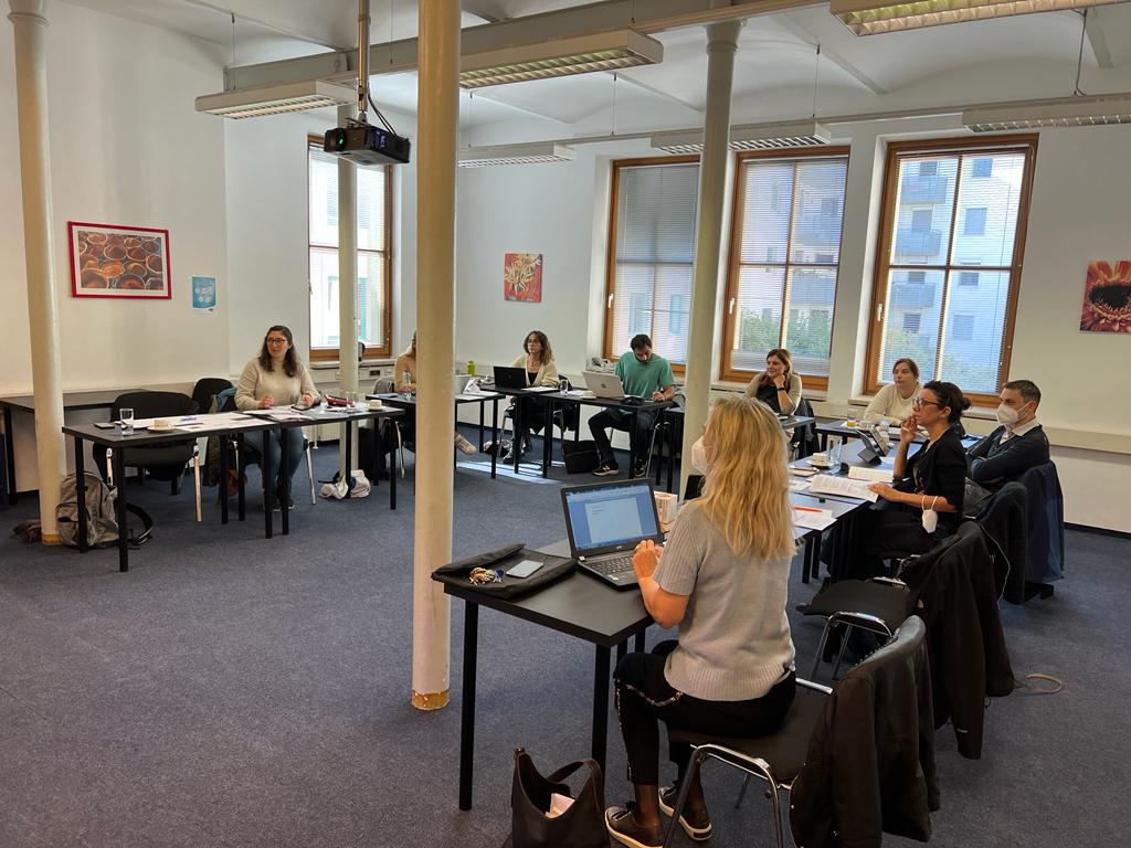 CSInazionale's tweet photo. A Vienna è in corso il primo meeting del progetto europeo #EECEME che intende elaborare una #formazione per i professionisti del settore prima infanzia @EUErasmusPlus @SCFormazione @LagAgro #EarlyChildhoodEducation https://t.co/Fnld8d2js4