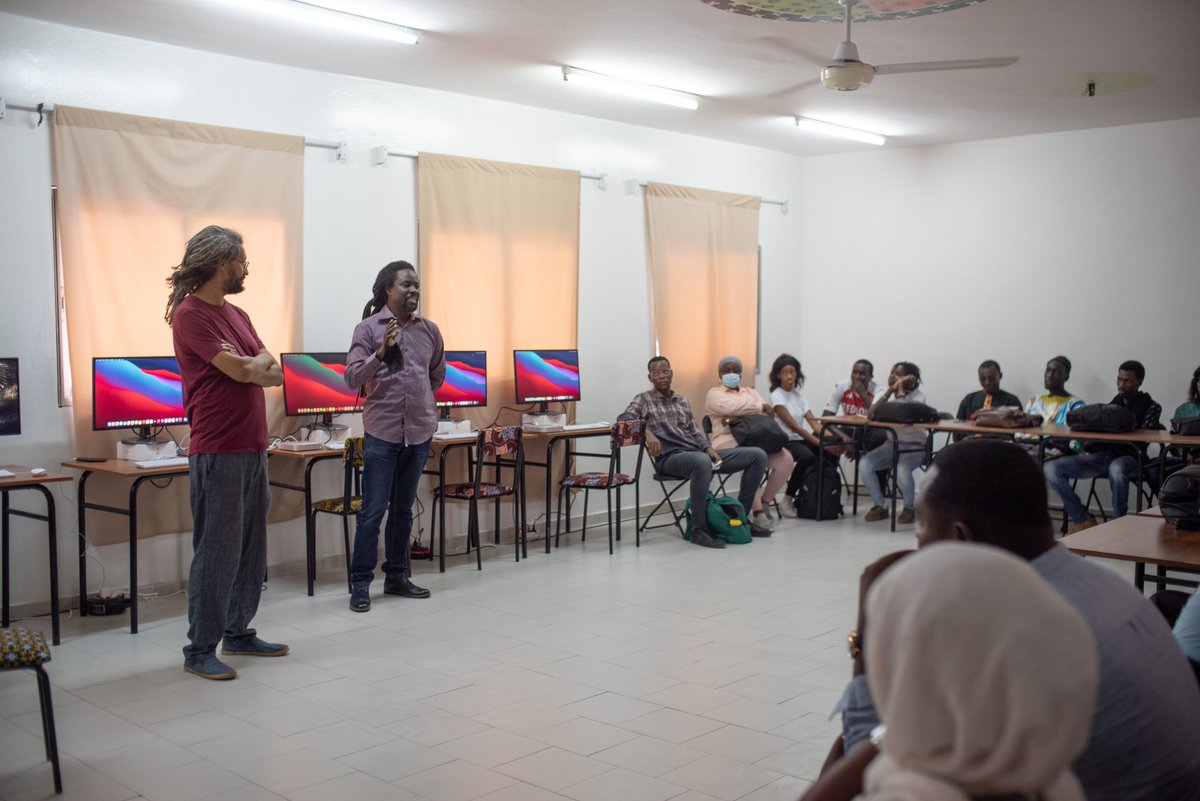 🤩C'est la rentrée au Centre Yennenga, la formation en post-production démarre enfin. Nous avons accueilli la première promotion composée de 29 étudiants ,6 nationalités, ce mardi 05 octobre 2021 en  présence du directeur du Fopica Monsieur Abdoul Aziz Cissé.