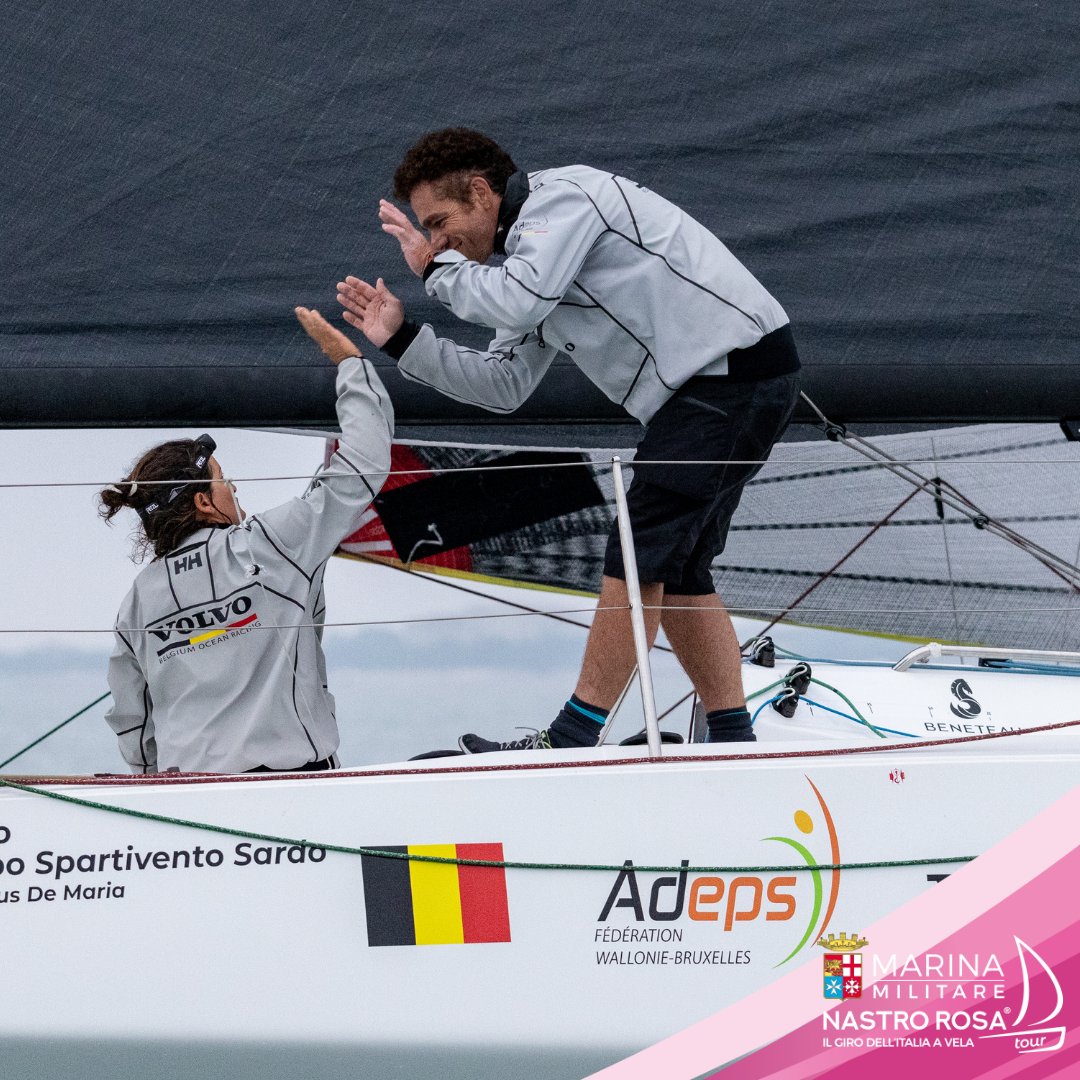 Marina Militare Nastro Rosa Tour vibes 🤝🔥
@sophiefaguet e @sailingjonas  sono i vincitori della prima edizione del Nastro Rosa Tour.
A quasi un mese dalla fine del Nastro Rosa Tour non vediamo già l'ora di conoscere le prossime novità..🤩
#MMNRT #nastrorosatour #marinamilitare