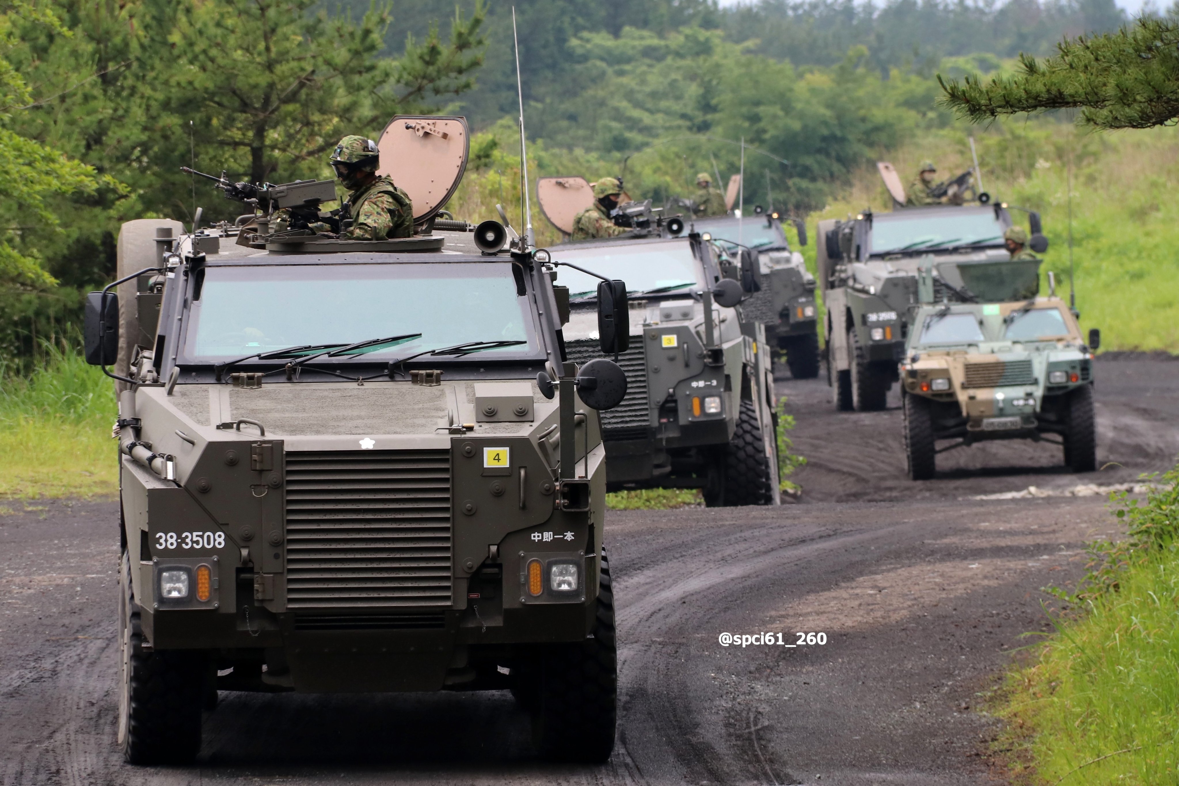 【貴重】陸上自衛隊　輸送防護車ブッシュマスター 陸上自衛隊 輸送防護車 ブッシュマスター (完成品AFV) - ホビー