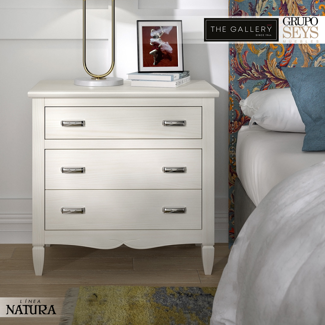 GRUPOSEYS's tweet photo. ¡Arriba los #muebles en acabados #blancos que te combinan a la perfección con el resto de tonalidades, elementos y texturas de #casa! Hoy te dejamos con algunos ejemplos que nos encantan: este #dormitorio #Amberes de la línea #Natura y #comedor #Estoril #DiVogue. https://t.co/NrmJrGPWkC