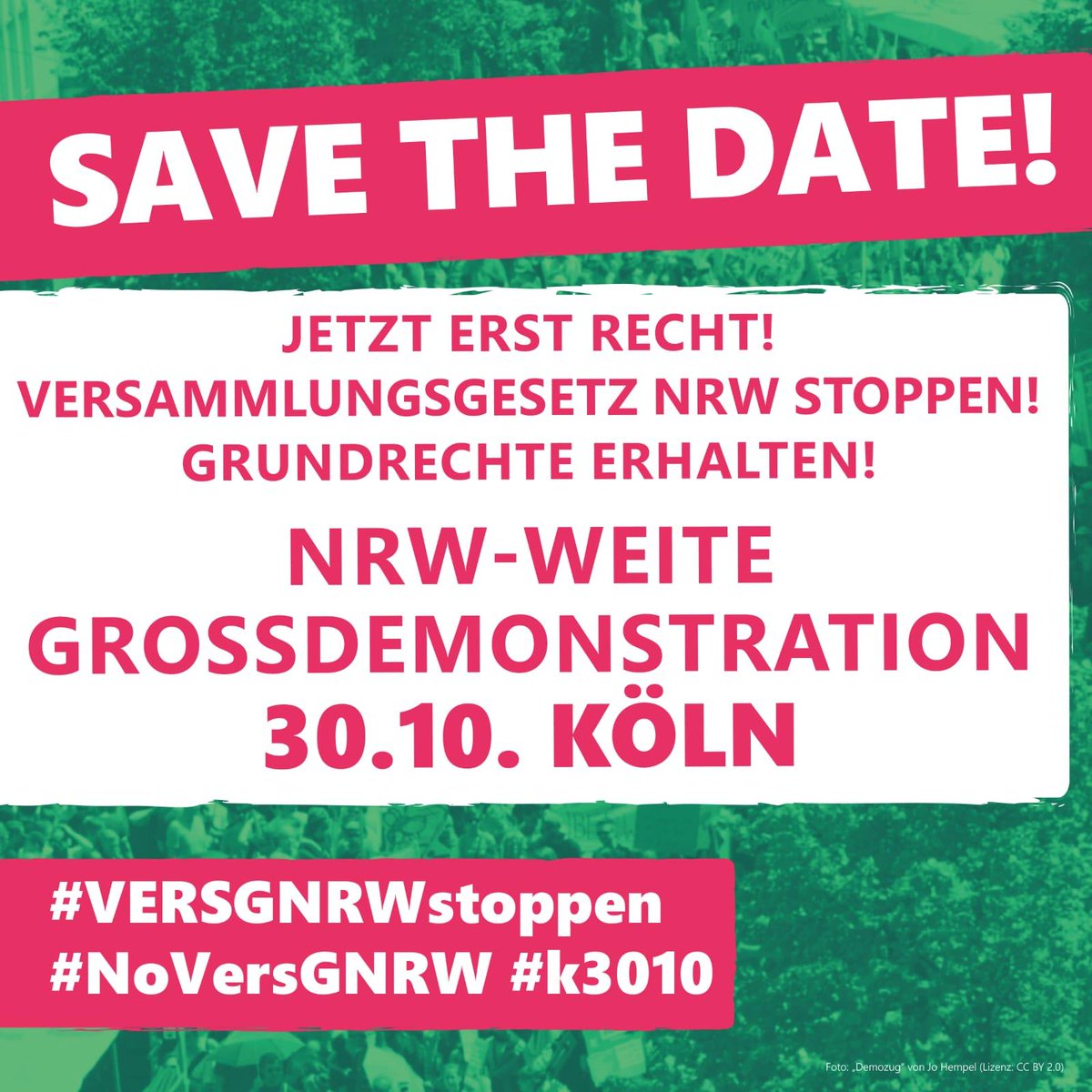 afa170's tweet photo. Samstag wollten Nazis einen Heldenmythos um den toten Borchardt zelebrieren. Antifaschist:innen haben den Aufmarsch 500 Rechter gestört &amp; verhindert, dass ein gewalttätiger Nazihool unwidersprochen gefeiert wird.
Mit dem neuen #VersG wär das verboten. #VersGNRWStoppen #NoVersGNRW https://t.co/yVHloRliGL