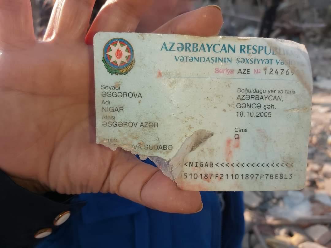 ayazikb's tweet photo. A year has passed since the 🇦🇲armed forces launched another missile attack on #Ganja, 2nd largest city in 🇦🇿, committed in less than 24 hours after the 1st agreed upon humanitarian ceasefire.

It damaged 10 apartment buildings, leaving 10 killed and more than 40 injured. https://t.co/jLUF0cHUrL