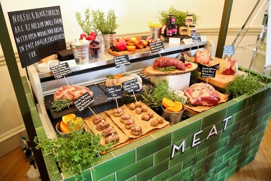 Tasty! Check out our full range of display refrigeration here bit.ly/Jongor_Refrige…

#refrigeration #fridgedisplay #fridgehire #freezerhire