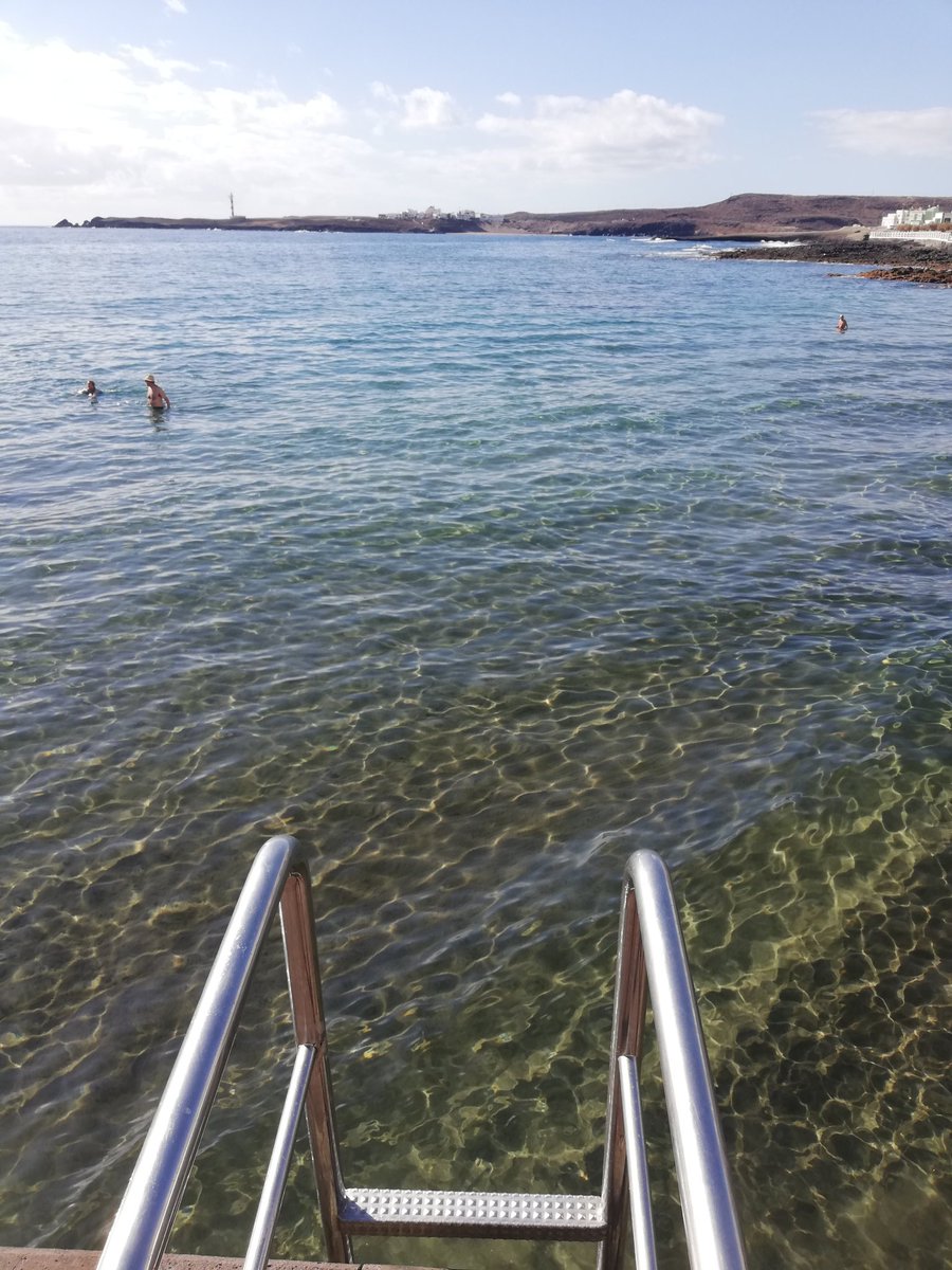 volandocanarias's tweet photo. Disfrutando los pequeños paraísos que tenemos en esta isla 💙
Día casi veraniego en #Elporis ☀️
#Tenerife https://t.co/VPeStBnDOH