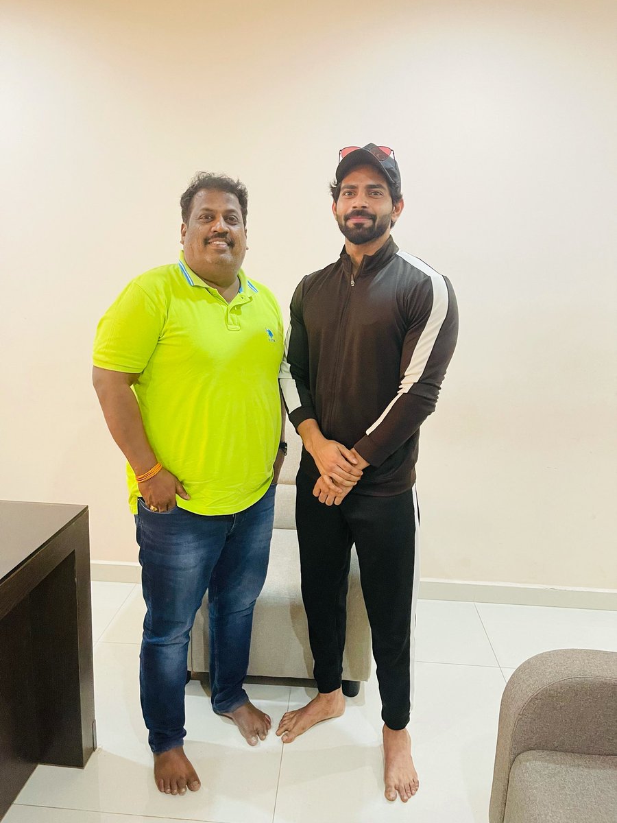 OfficialBalaji's tweet photo. With S. Nanthagopal sir producer of 96movie and more.
Ellam nanmaikae 🙏🏼 
@MadrasEnterpriz https://t.co/7OzMkLjQib