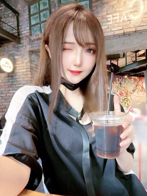 コスプレイヤーしょこらのTwitter画像35