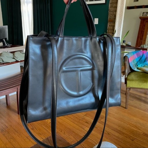 wojmama's tweet photo. So good I had to share! Check out all the items I'm loving on @Poshmarkapp from @Michell22482129 #poshmark #fashion #style #shopmycloset #nakedfeet #judithripka #telfar: https://t.co/oPIDoyNIYo https://t.co/ArBib3wWKw