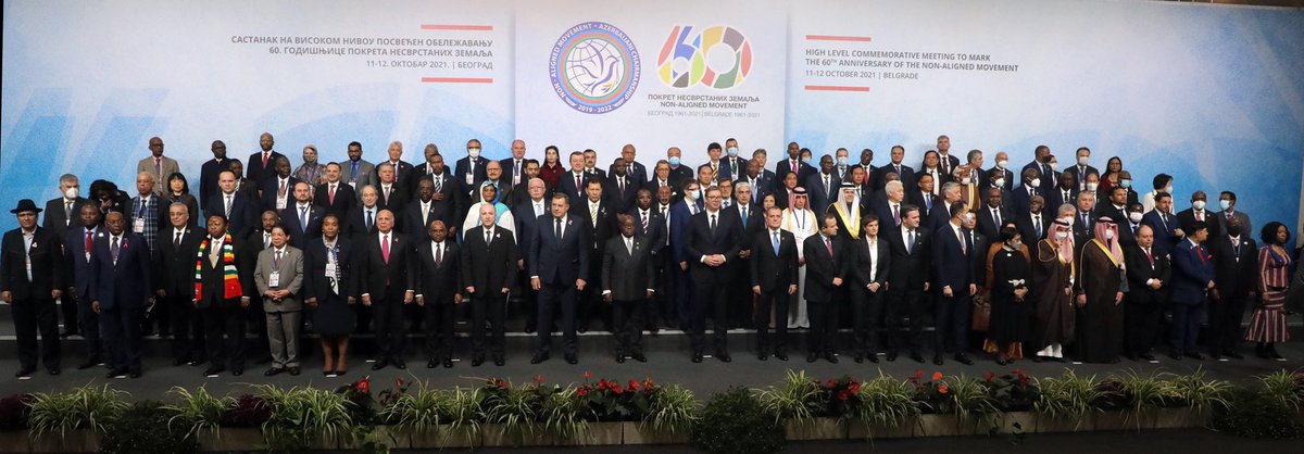 Cancilleria_ve's tweet photo. #LaImagen  📸 || Foto Oficial de la Reunión Conmemorativa del 60º Aniversario de la I Conferencia del Movimiento de Países No Alineados @NAM60Belgrade Cancilleres y altos representantes de 120 países #NoAlineados que se dan cita en Belgrado posan juntos para #NAM https://t.co/qB3VjRheXA