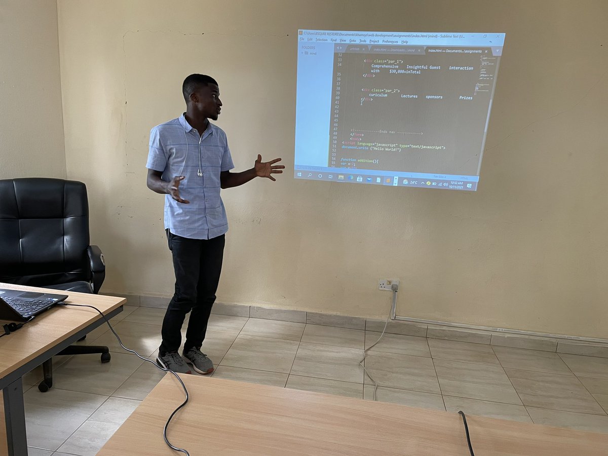 Khamsys's tweet photo. Ongoing programming class at Khamsys Campus.

#programming #codeschool #khamsys https://t.co/MWHQxV76CG