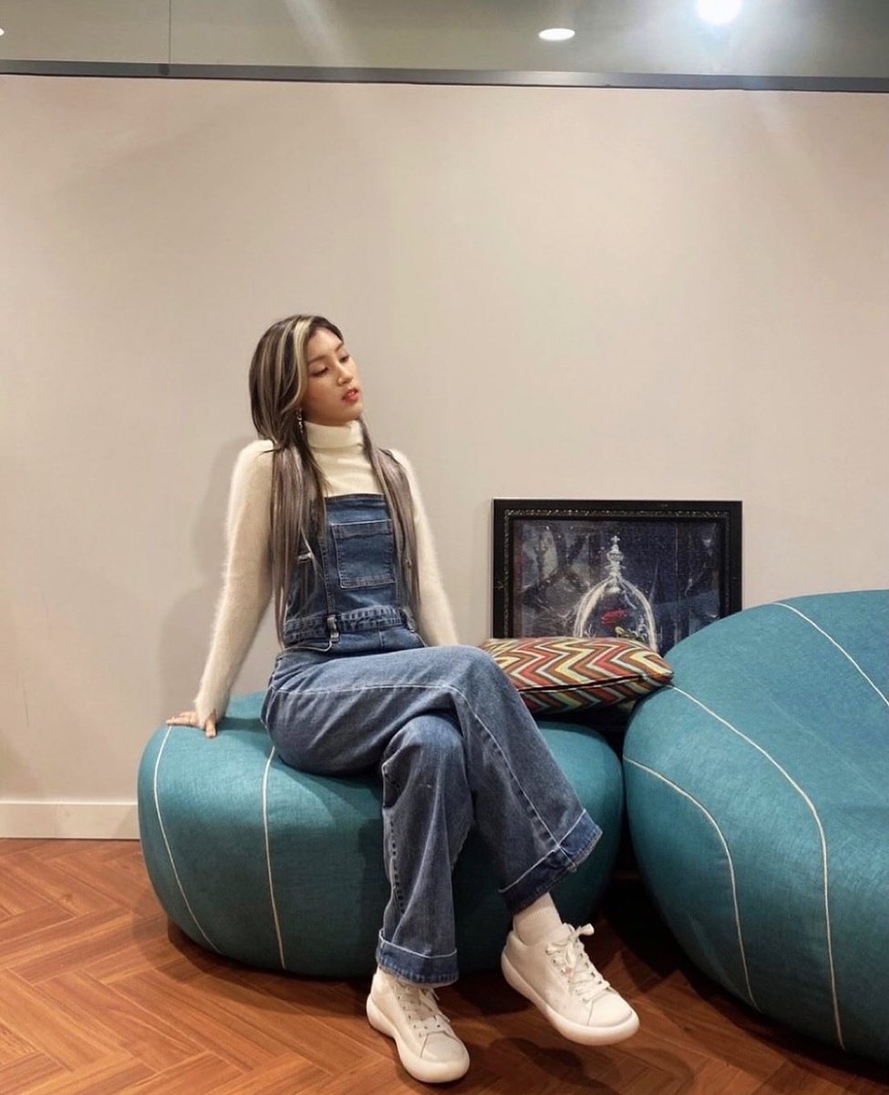 PIXYBRAZIL's tweet photo. 11102021- Atualização da Estilista do PIXY, no Instagram com Lola e Dia:
@official_pixy #PIXY #픽시 #TEMPTATION #PIXYTEMPTATION https://t.co/VIiKtvZIU2