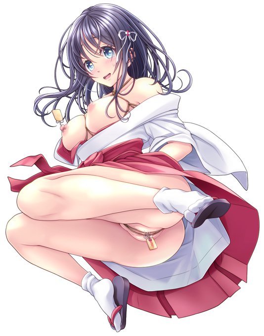 宙を舞う巫女💗 