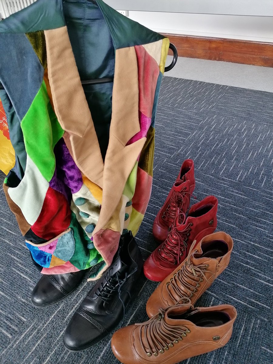 TeaselCreatives's tweet image. Having fun with our #BookSleuths #costume fittings on day 1 of rehearsals! Massive thank you to @hertfordtheatre for the loans, it&apos;s much appreciated. @Rhysdthomas @bjcannell
@HertsLibraries
@pinsnfeathers
@DominicCharman
@alliecrokeract
@ace_southeast