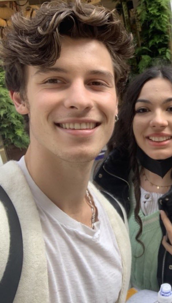 lightsdarling's tweet photo. this is 2019 idc https://t.co/Sos6UgyIaB