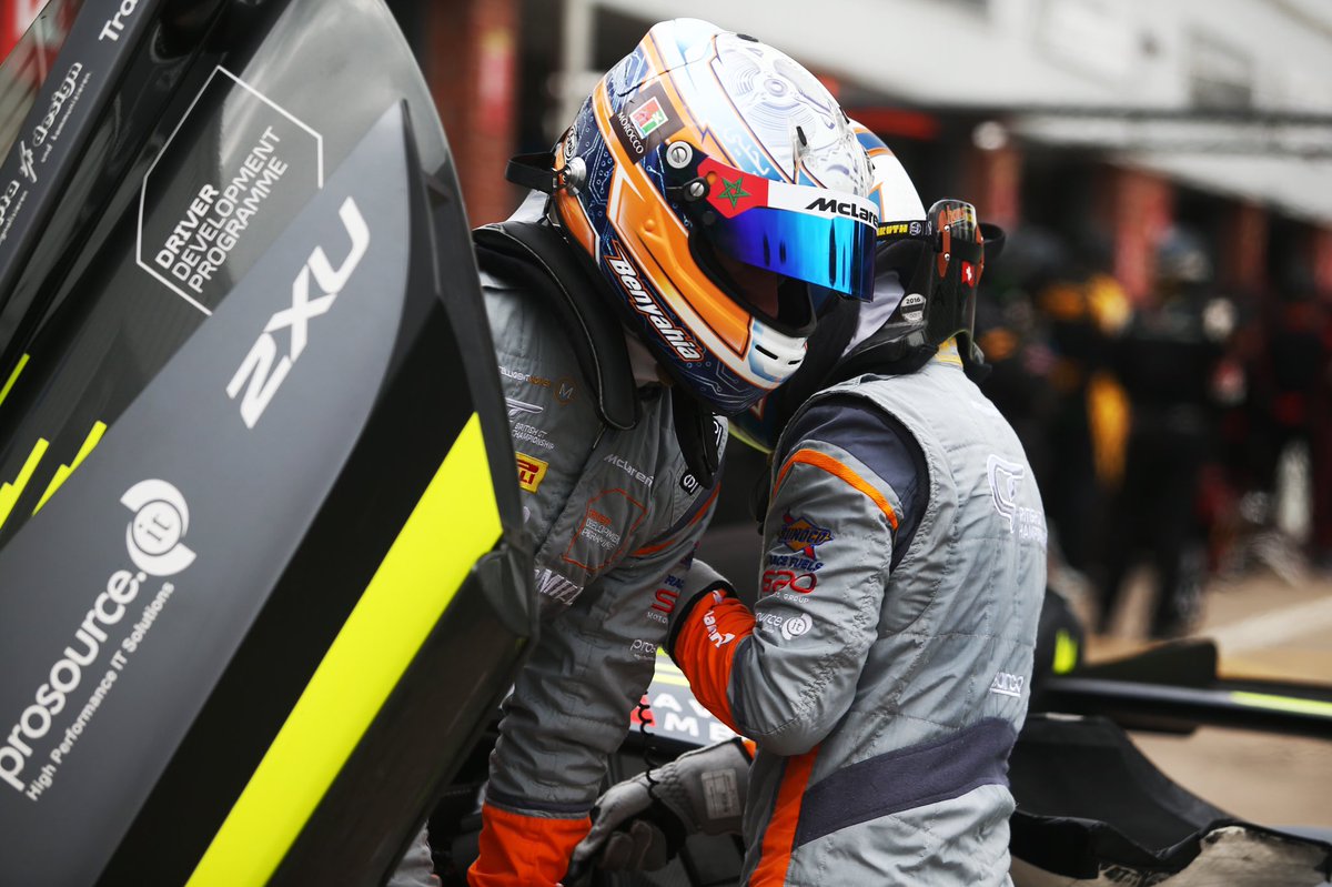 It is the final #RaceWeek of the season 😮 Come on Donington, let's make it a good one!

#ONMT #MDJS #MadeInMorocco #Visitmorocco #BritishGT #RocketMotorsport #GT #Donington #McLarenCustomerRacing #McLaren #DDP21 #TeamRocketRJN