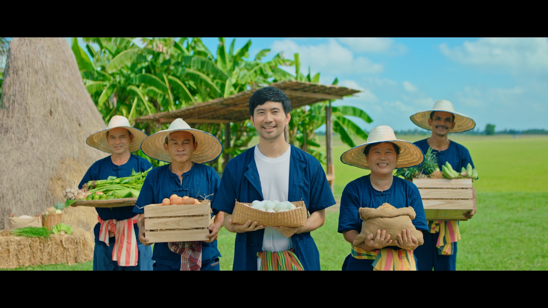 Salmon House on Twitter "ชีวิตจริง...ไม่เหมือนในหนังโฆษณา . สมหวัง