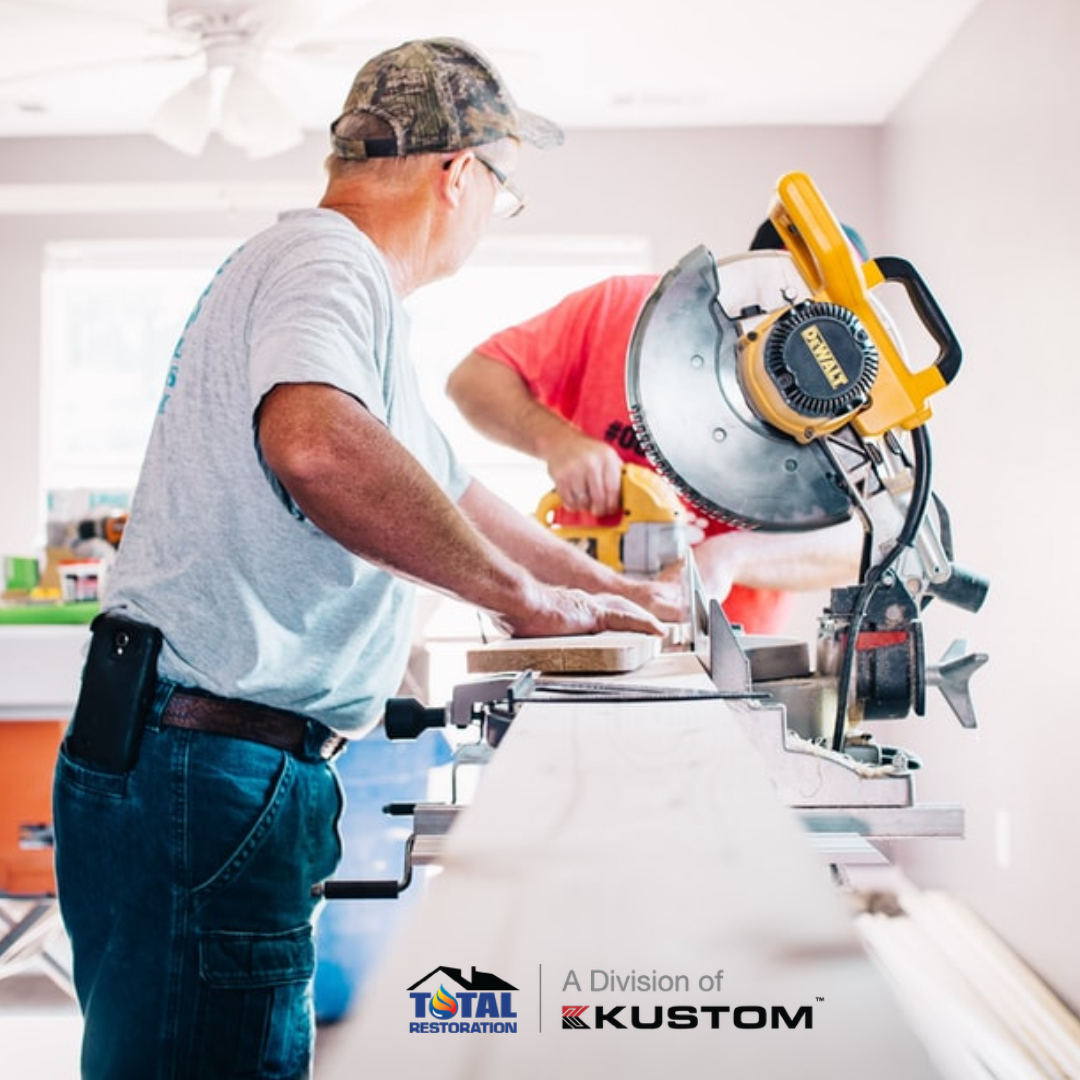 TotalR's tweet photo. From the emergency call to putting your property back together, our team of experts does it all!
#WinDaily #TRNation #TrustThatBuilds #Kustom https://t.co/QxH7sj3TBt