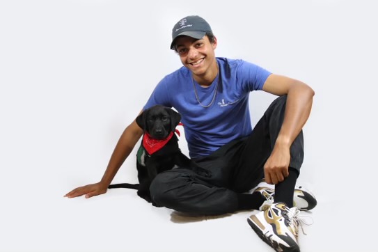 ECADServiceDogs's tweet photo. #TeeTime's adventures continue. Recently she had a photoshoot with her amazing #NurseryDad. Stay tuned to follow Tee Time's adventures. #SDiT #ECADServiceDog #NurseryTeam #Giplet https://t.co/JGsKSXlNQL