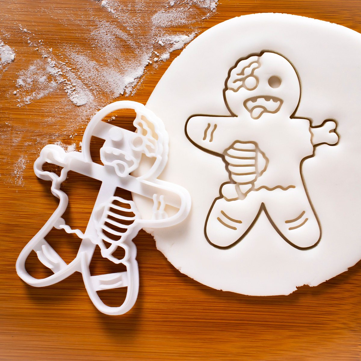 Bakerlogy's tweet photo. Why settle for a boring gingerbread man when you can have a zombie one?
.
.
.
#zombieapocalypse #zombiecookies #halloweencookies #halloweenideas #halloweenparty #happyhalloween #zombiesurvival #livingdead #zombiegingerbreadman #halloweengingerbread https://t.co/DpSk5nXzqb