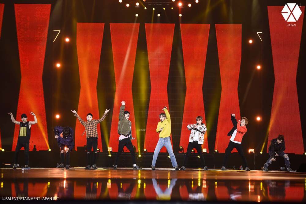 UrforeverRose's tweet photo. EXO L Japan, you hurt me 🥺 https://t.co/JfFJ6beMQc