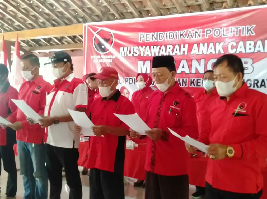 Telah terlaksana Musyawarah Cabang Kec. Tegowanu dan Karangrayung semoga  pengurus yang baru dapat membesarkan nama partai khususnya dikalangan akar rumput. 

#pdiperjuangan #grobogan#srisumarni#groboganhebat #merdeka #musancab