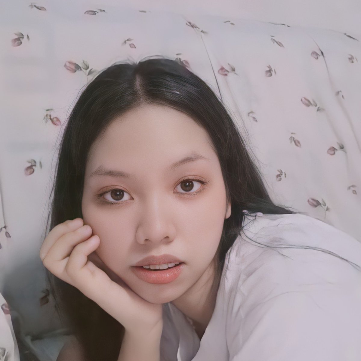 ImnotprettyUare's tweet photo. My first time participating coz I'm so embarrassed and also I'm copying Sso 😁 🤣
#OrisSelcaDay #OrisSelcaDay #OrisEvents https://t.co/FSeocntgb9