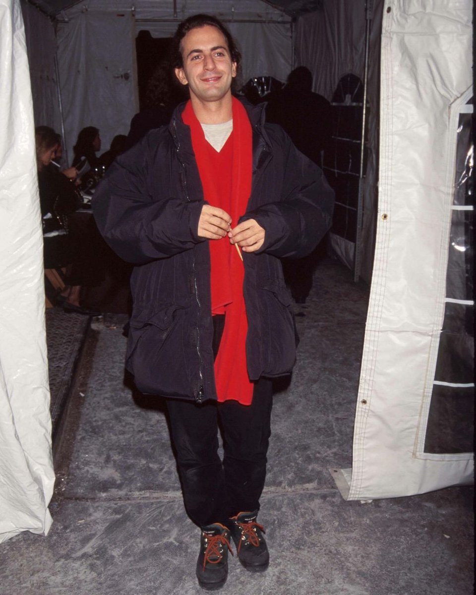GQMagazine's tweet photo. Marc Jacobs in 1996 #StyleShot https://t.co/p89gi9FW2u
