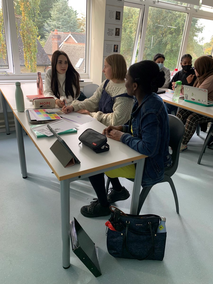 WycHighSixth's tweet photo. Sixth Formers are involved in the Mulberry Social Media for Global Conference on Digital Generation #DayoftheGirl
#GlobalGirlLeading 
@MulberryTH https://t.co/vkmpIkheeB