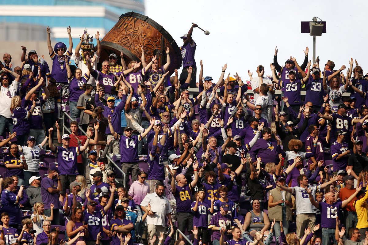 KFAN1003's tweet image. How did yesterday's win over the Lions leave you feeling??? #KFANVikes

    ❤️: Like for Option 1                          🔁: RT for Option 2