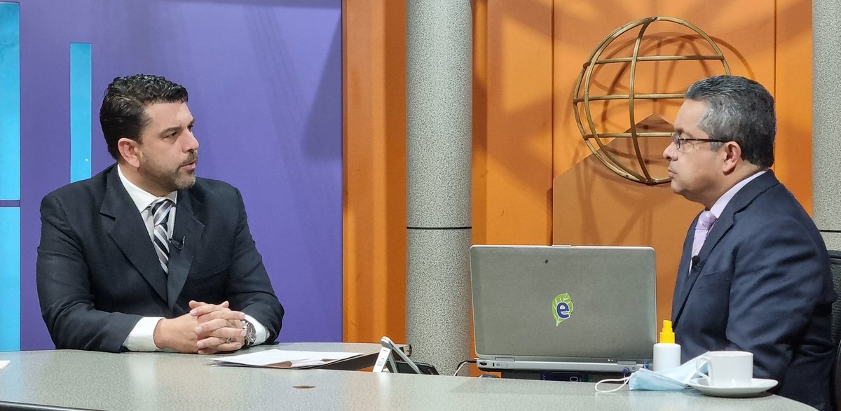 #Entrevista 🎙 Gobernador de #Loja, <a href="/mariomancino/">Mario Mancino</a>, informa a la ciudadanía a través de <a href="/cadenaecotel/">Cadena Ecotel</a>, sobre las acciones de seguridad en el sistema carcelario, al decretarse Estado de Excepción. 

Además se trata otros temas de interés ciudadano.

Más:⬇️ fb.watch/8zUOhEz2Uf/