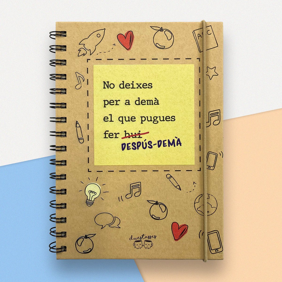 duestasses_'s tweet photo. 😜 Demà no fem res que és festiu!
📒 Què et sembla la nova #llibreta de paper reciclat?
👉🏼 Ja la tens disponible a https://t.co/3h2D0mTWst https://t.co/vdXjdcNVHA