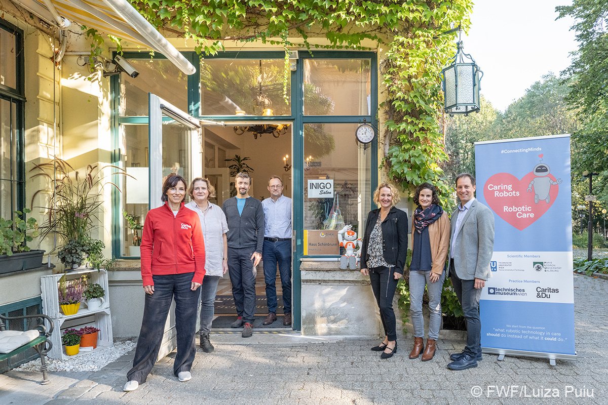 „Caring Robots/Robotic Care“: Forschende und Expert/inn/en der TU Wien <a href="/tu_wien/">TU Wien</a>, der Universität Salzburg  @PLUS_1622 , der Caritas Wien und des Technischen Museums Wien <a href="/tmwpress/">tmwpress</a> beschäftigen sich mit der Zukunft der Pflege. Mehr dazu: bit.ly/3Dm1xHQ #ConnectingMinds