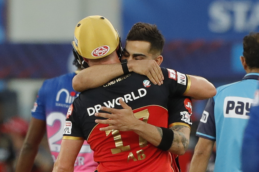 ESPNcricinfo's tweet photo. Virat Kohli and AB de Villiers did not bat together even once this season 🤯

#IPL2021 | #RCBvKKR https://t.co/kvTx2g8l3O