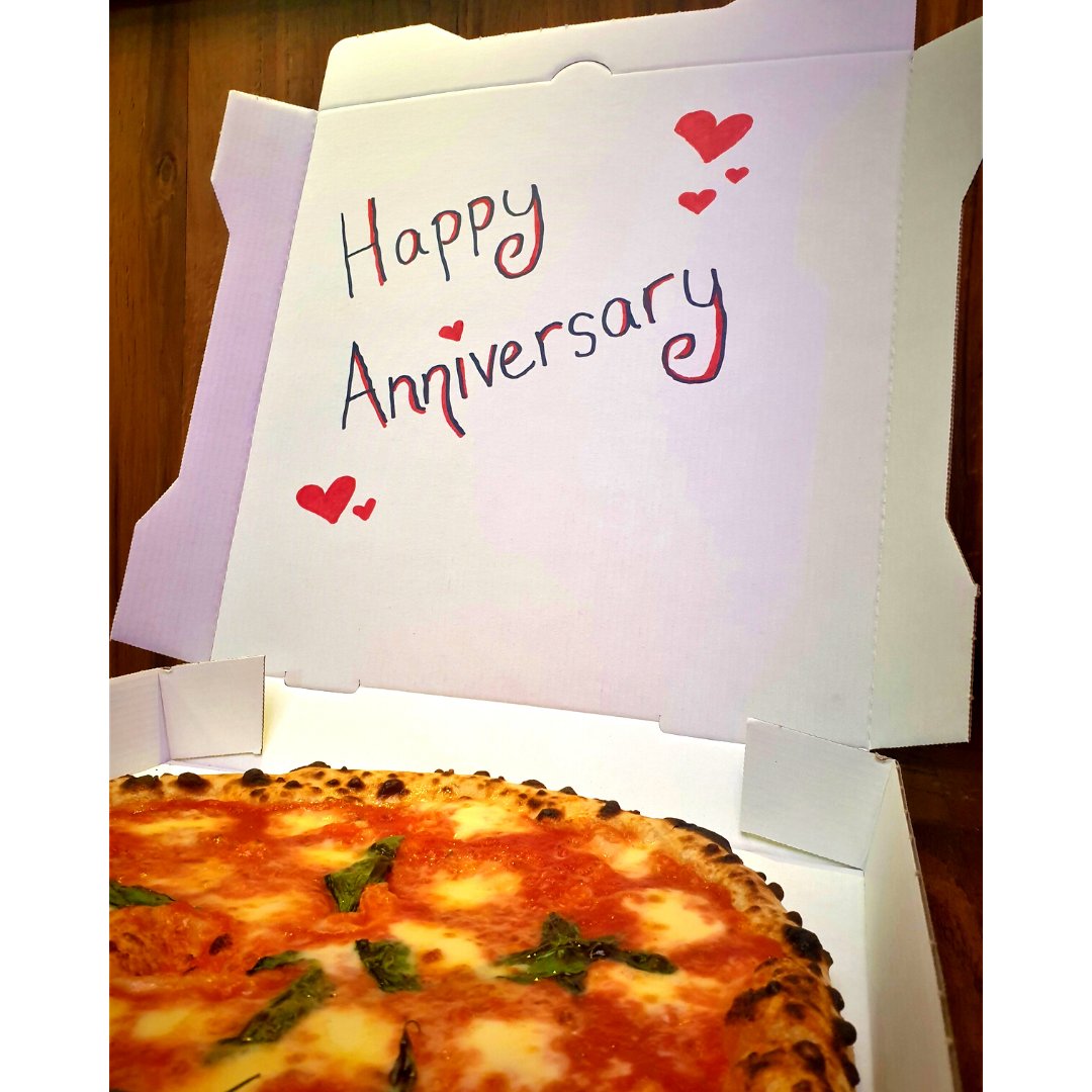 oakfirepizza_'s tweet photo. Food is where the heart is! ❤

A special request for our Princes Street staff over the weekend.
It's the small things that matter.😍
#oakfirepizza #realpizza #realcapital #bornincork #love #happyanniversary #cork #corkcity #princesstreet #couplegoals https://t.co/OhsDXa8wri