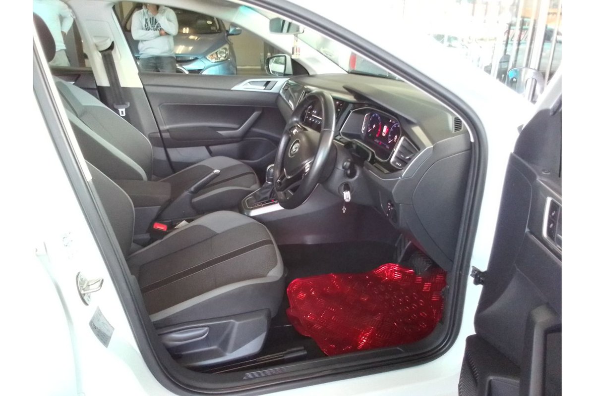 FastSellSA's tweet photo. Just Listed: 2018 VW Polo 8 1.0
Location: Johannesburg
View Full AD:https://t.co/zuKlFdfky6 

#BUY #SELL #FREE #ADS #ADVERTISE #FREE #FASTSELL #FREECLASSIFIEDS

   https://t.co/R92mJVHken https://t.co/smlvoI8rgS
