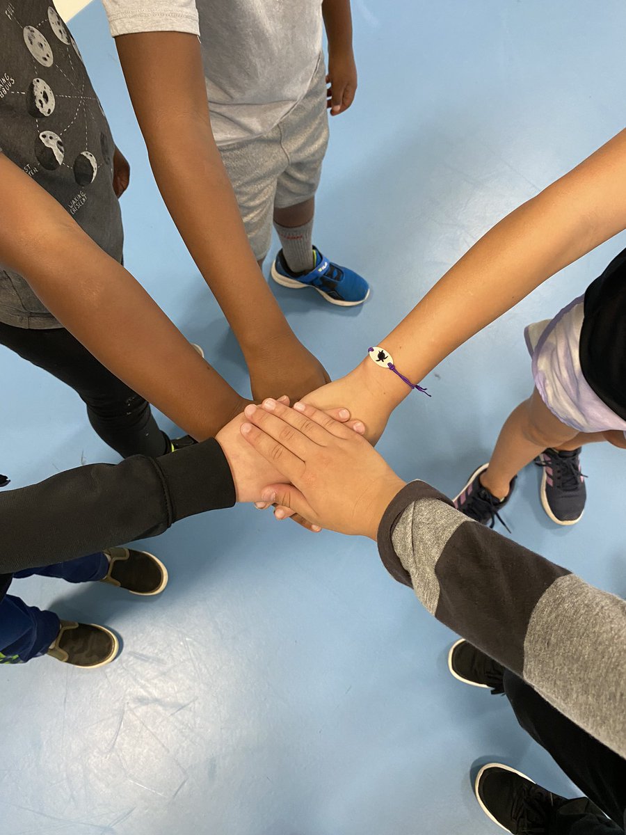 Getting ready for an activity and I look over to see a group of students doing this ❤️ teamwork makes the dream work!