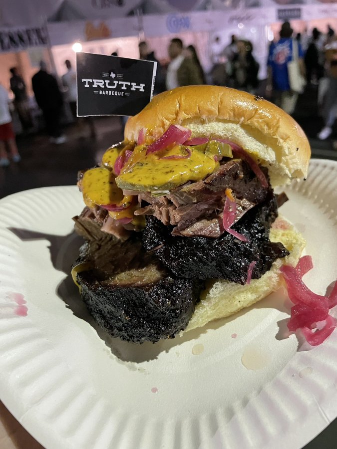 Thrillist's tweet photo. Can @FamilyStyleFest be every weekend? Look at the material! #familystylefest
(๐ธ: @itskillerE) https://t.co/C7sb3tuyOj