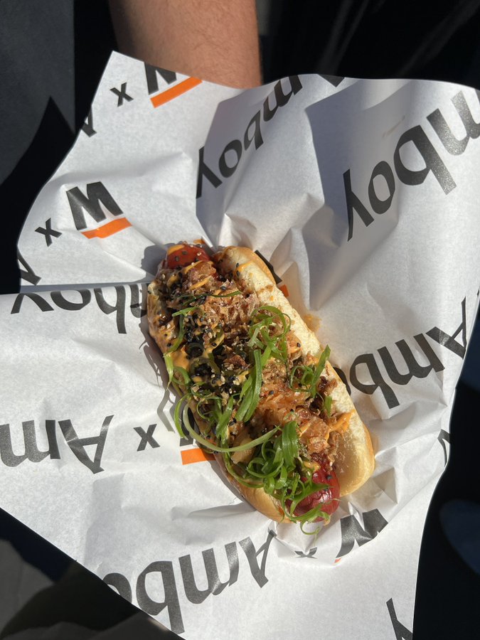 Thrillist's tweet photo. Follow the thread as we drool over everyone's photos. #familystylefest
Who ate better than Matt did!? (๐ธ: @mattstaygold) https://t.co/oWPsORbApT