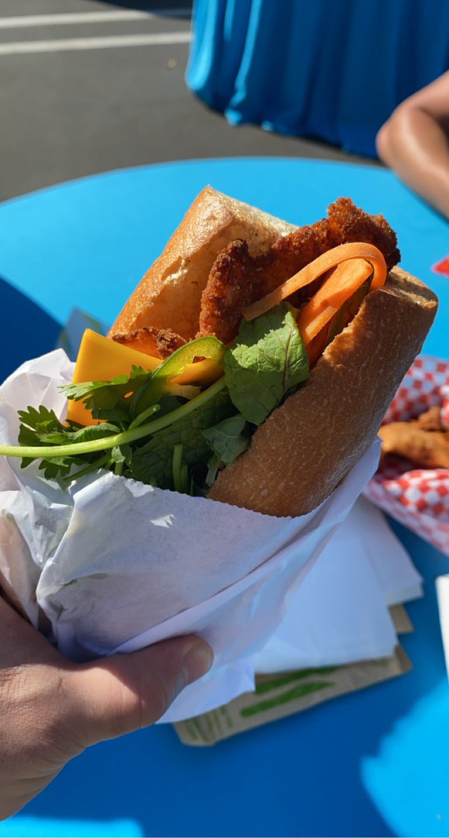Thrillist's tweet photo. So....
We just have one question for you @_MOwithanE. Which one did you like best? #familystylefest
(๐ธ: @_MOwithanE) https://t.co/cfB0eq1rWo
