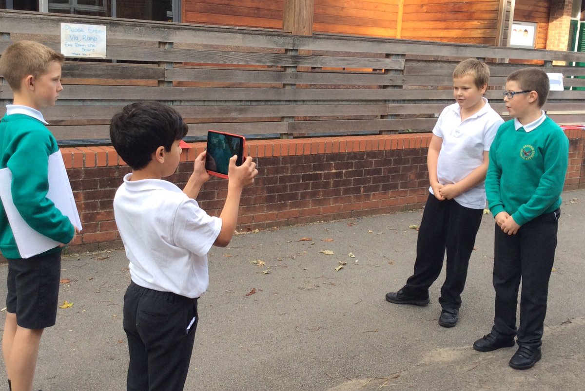 BroughPrimary's tweet photo. Y5-we wrote and then filmed our episodes of Stargazers-all about our solar system. 🎥 🌏 #excellentteamwork https://t.co/xYuBAG4GvE