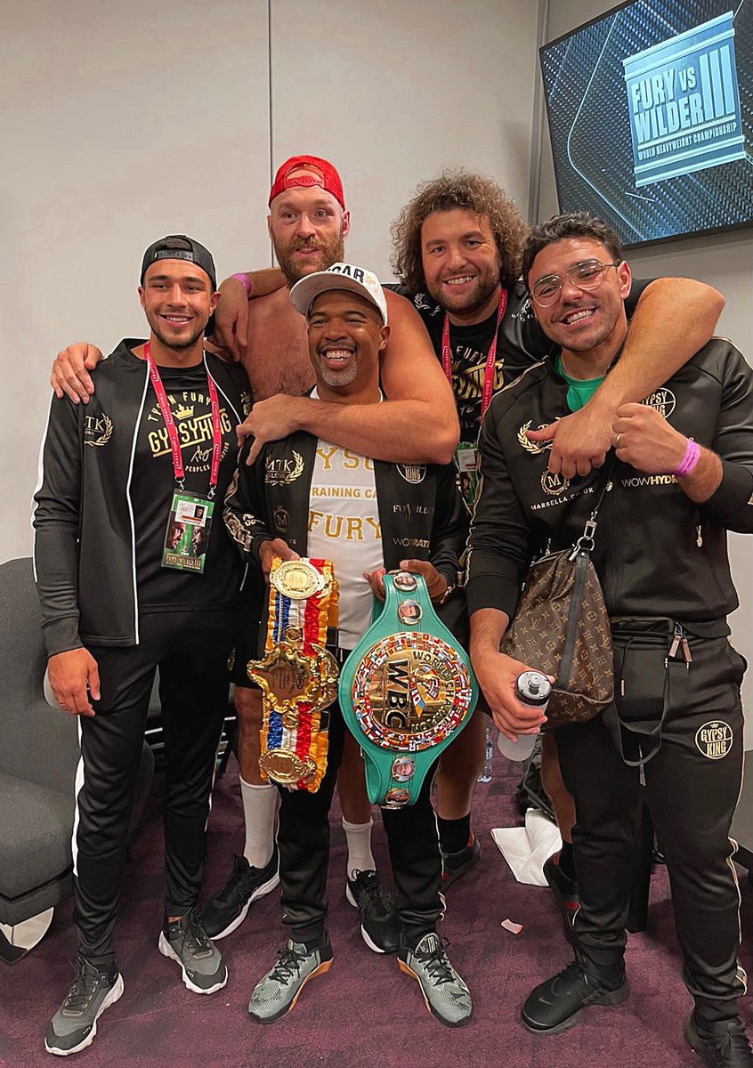 tommytntfury's tweet photo. THE BEST TO EVER DO IT❤️🥊 @Tyson_Fury https://t.co/XFqEL5LEcj