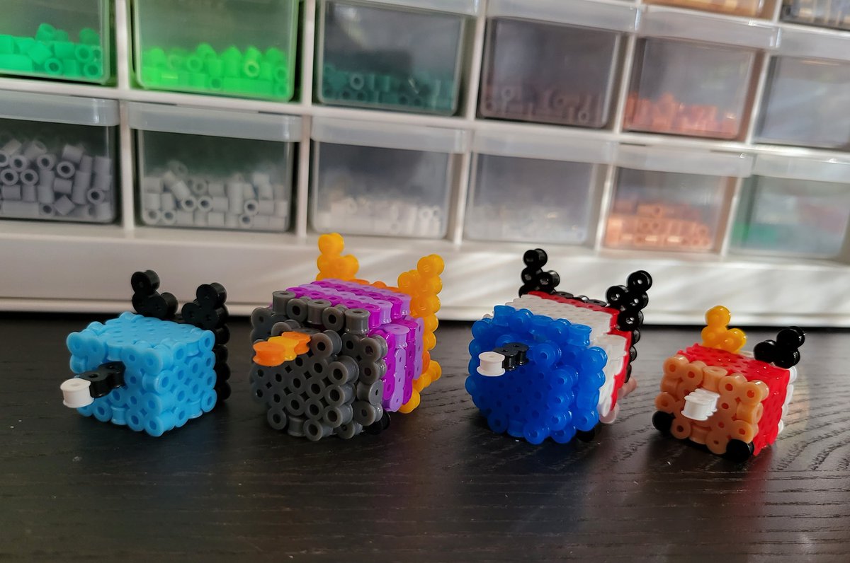 LitterboxComics's tweet image. #Comictober2021 Day 11: Crafts

Thought I&apos;d try something different today!  I designed my own #perler bead Litterbox #crafts you can make at home! 

Instructions below 👇  

#fusebeads #perlerbeads