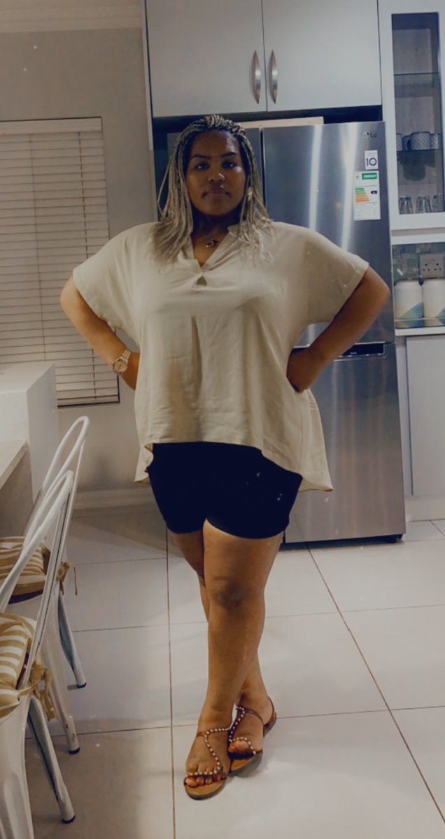 nhlakesm's tweet image. If you ambushed, just eventually play along and pose😊😂😂😂