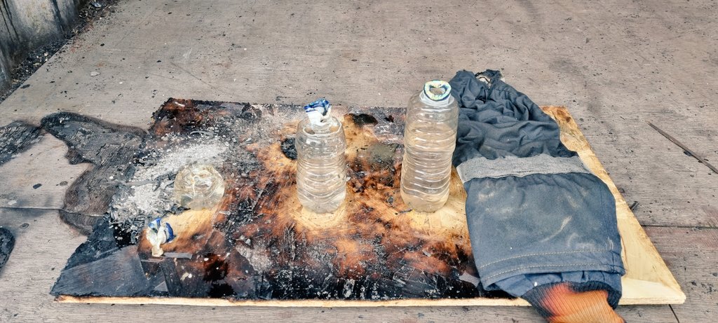 Hot fire conditions demo before and after showing how a fire  develops in a compartment including pyrolisation and passives