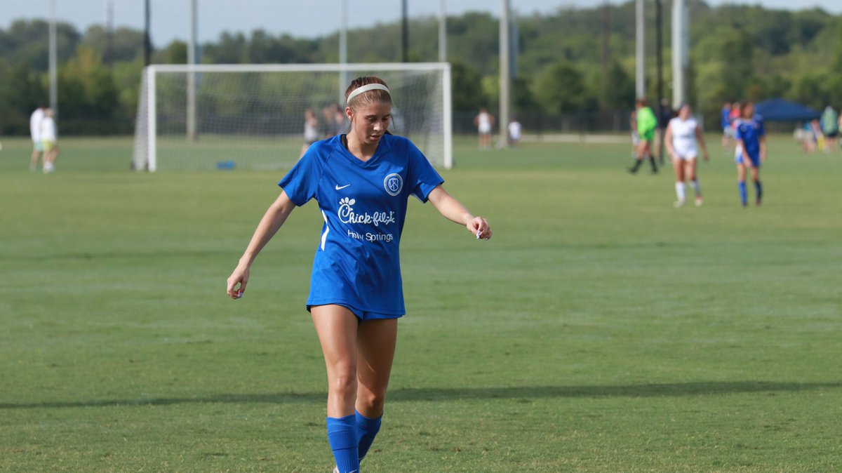 USLWLeague's tweet photo. Empowered women empower women ♀️

#InternationalDayoftheGirl https://t.co/WwZoFbuIr4