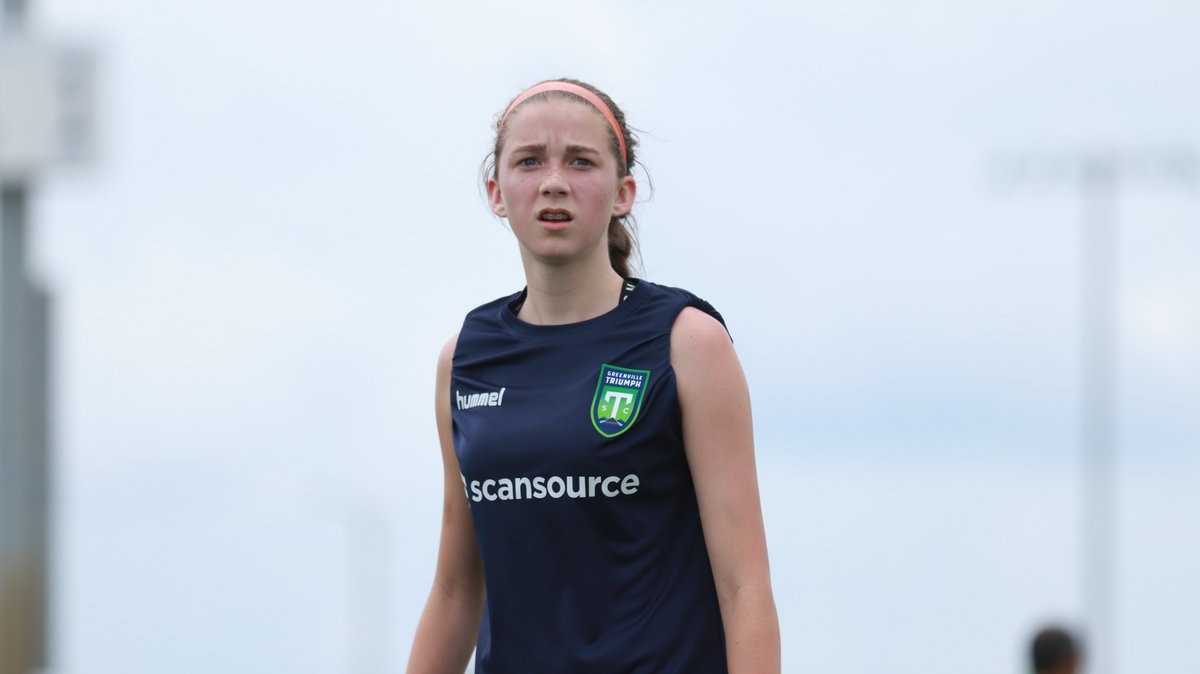 USLWLeague's tweet photo. Empowered women empower women ♀️

#InternationalDayoftheGirl https://t.co/WwZoFbuIr4