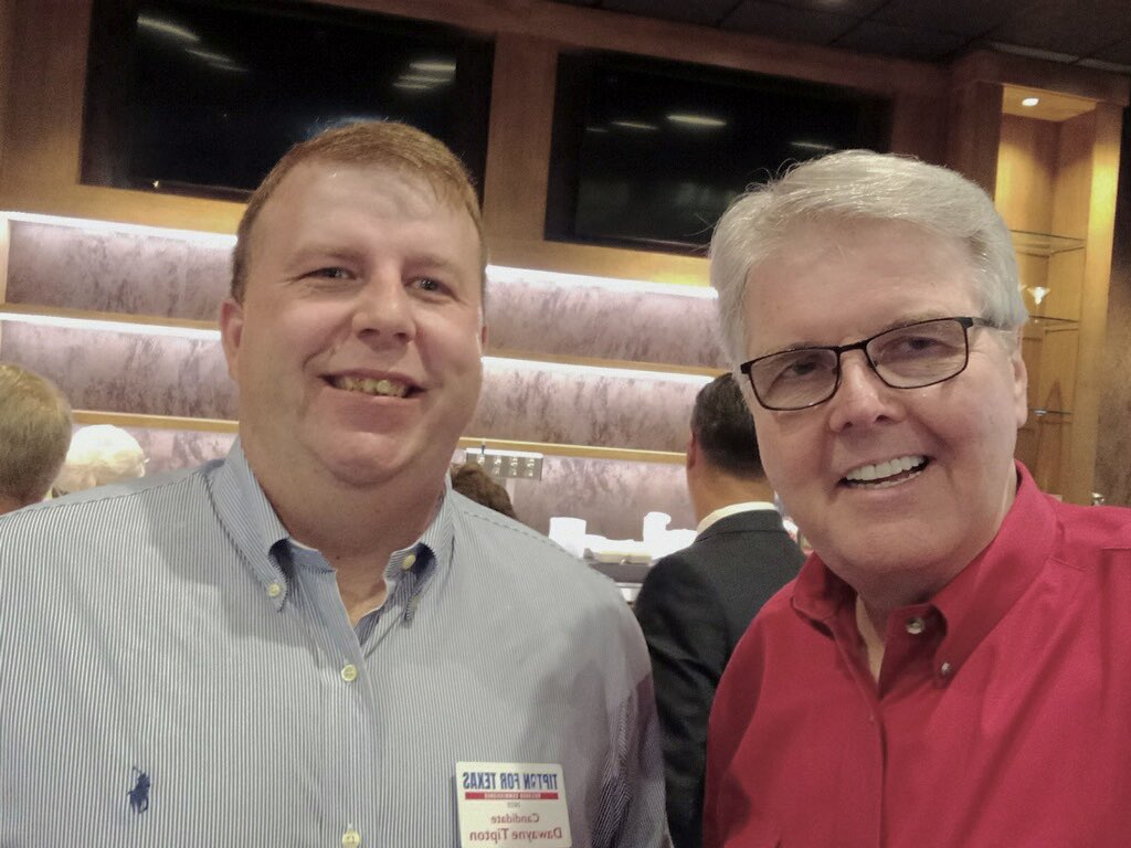 Tipton4Texas's tweet photo. Excellent meeting @DanPatrick at the Central Texas Republican Women chili fundraiser. Fantastic event #TexasEnergyFirst #KeepTexasRed #LeadRight https://t.co/XHGDb1pep3