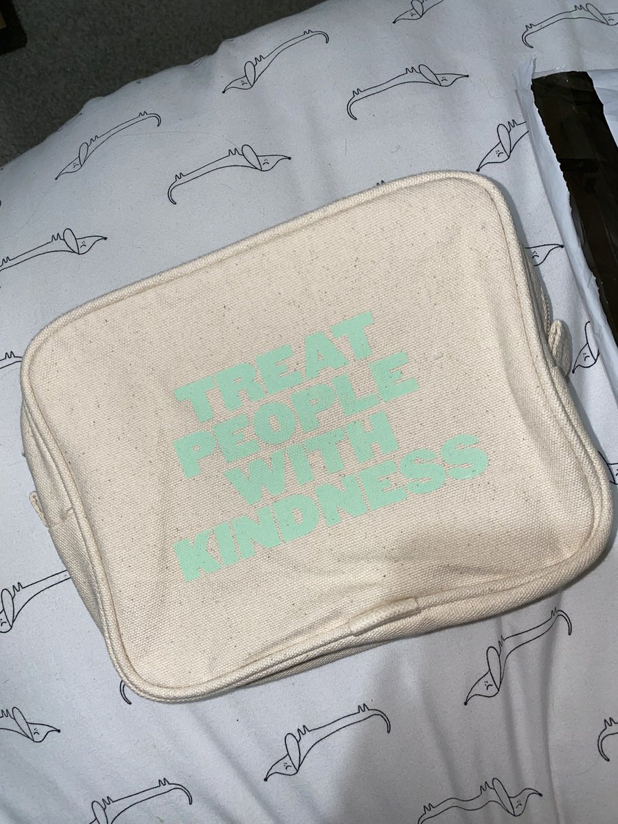 ITS HERE AND ITS SO PRETTY