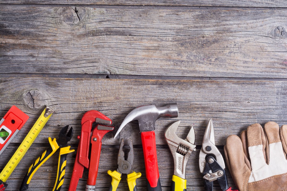 PracticalHomeUK's tweet image. Read our step-by-step guide to finding and using tradespeople thepracticalhome.com/using-tradespe…
1.  Think your work through before you find tradespeople
2. How to find tradespeople
3. Agree on work with tradespeople
4. Get what you agreed when tradespeople do your work
#usingtradespeople