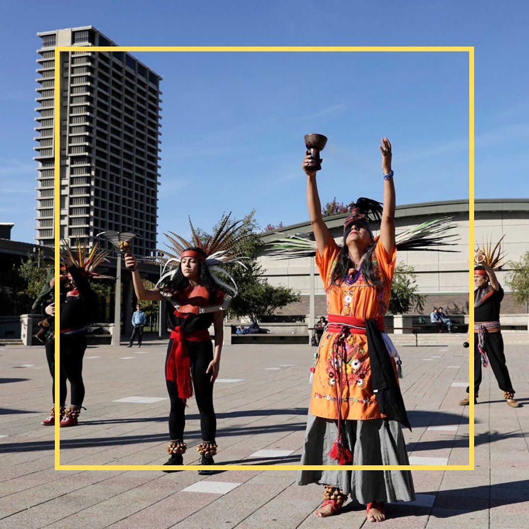 UIC_OGE's tweet photo. Today we celebrate #IndigenousPeoplesDay beside our indigenous students and their peoples. We understand the need to not only acknowledge and honor the history, culture, and achievements of indigenous peoples but to also erase dated traditions that have long harmed them. https://t.co/Km6EXWsUIj